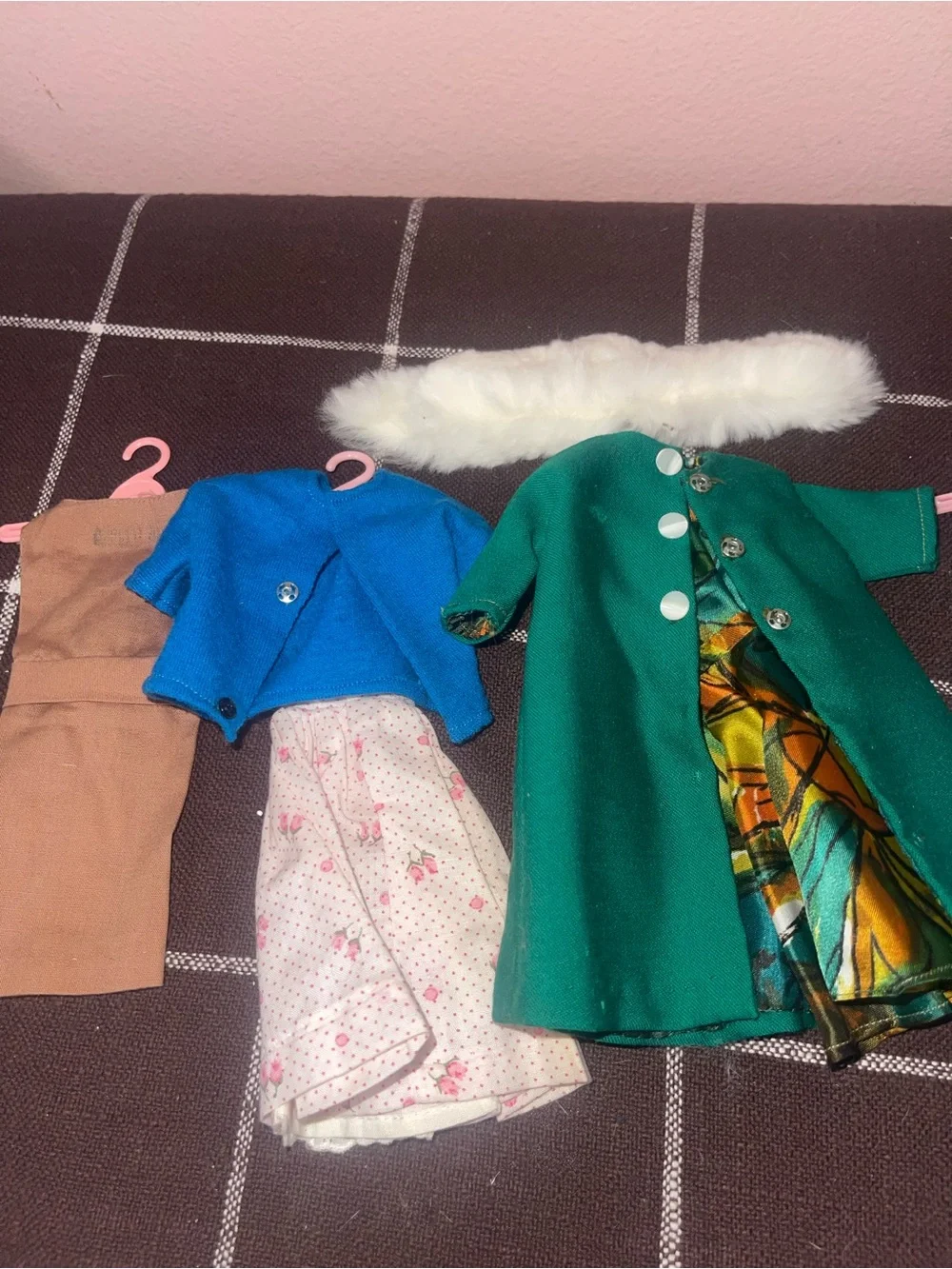 Vintage Mattel 1963 Barbie and Midge Doll Case with Dolls and Outfits